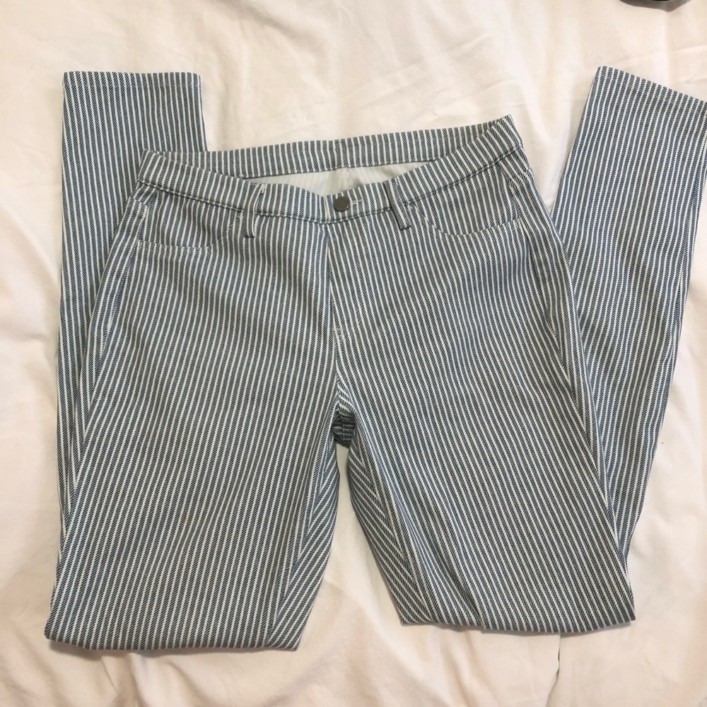 Uniqlo white/blue striped super skinny jeggings